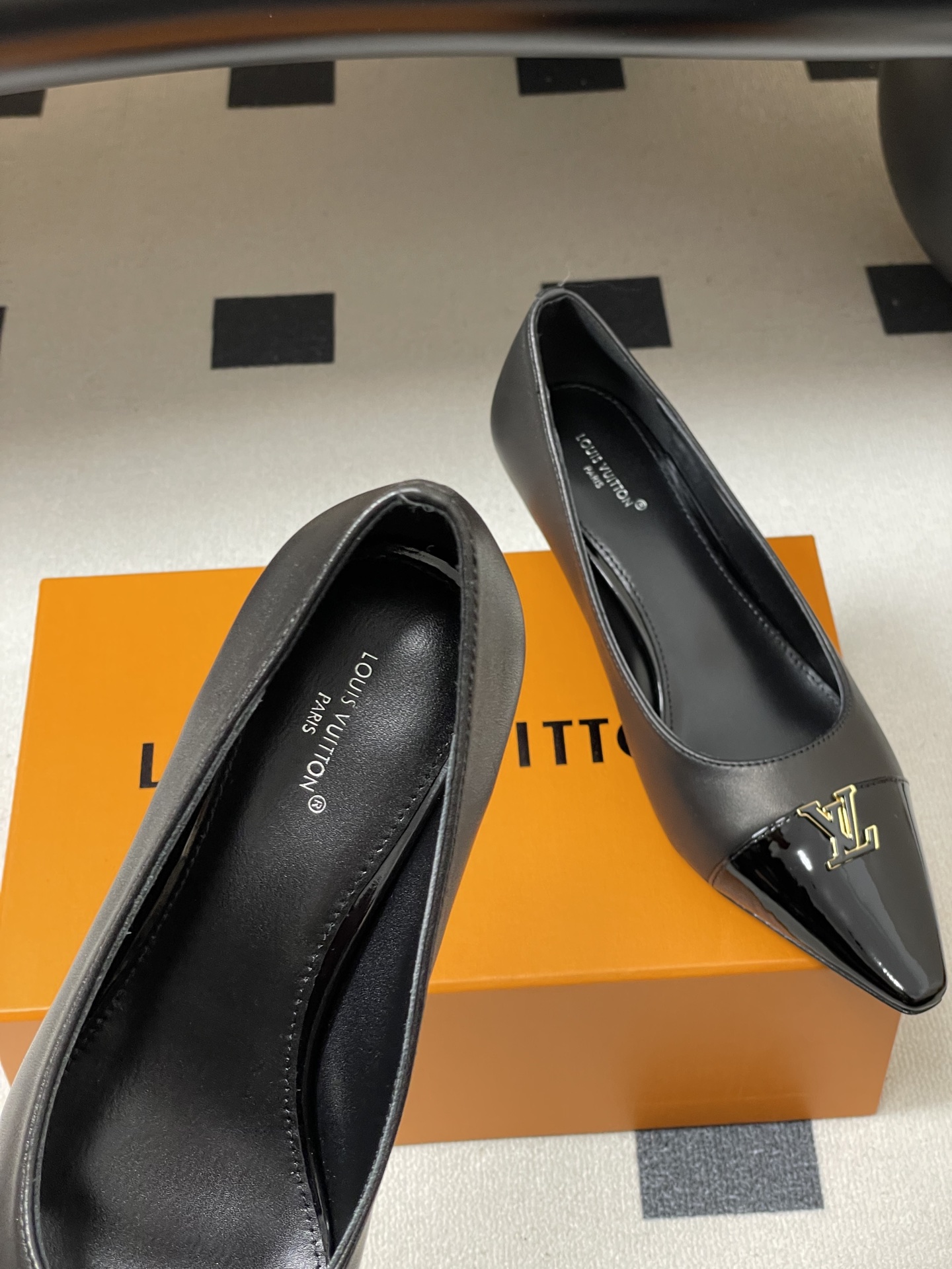 Women's high heels